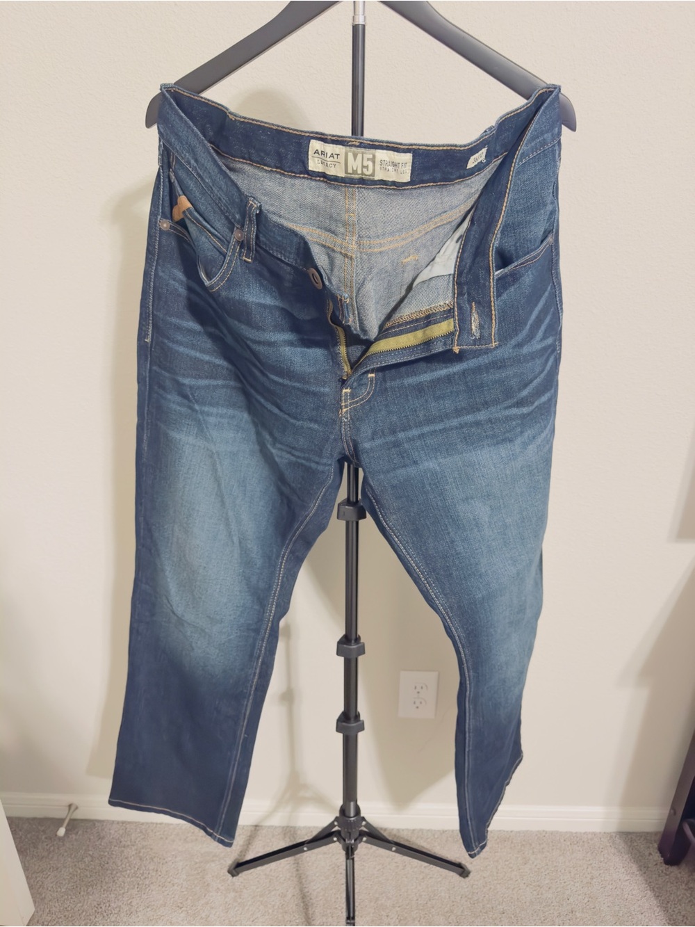 Ariat M5 Legacy Men’s Straight Fit Straight Leg Blue Jeans 36/32 Western
